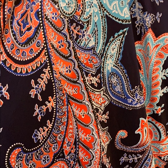 Gilli Sleeveless Maxi Dress - Picture 4 of 7